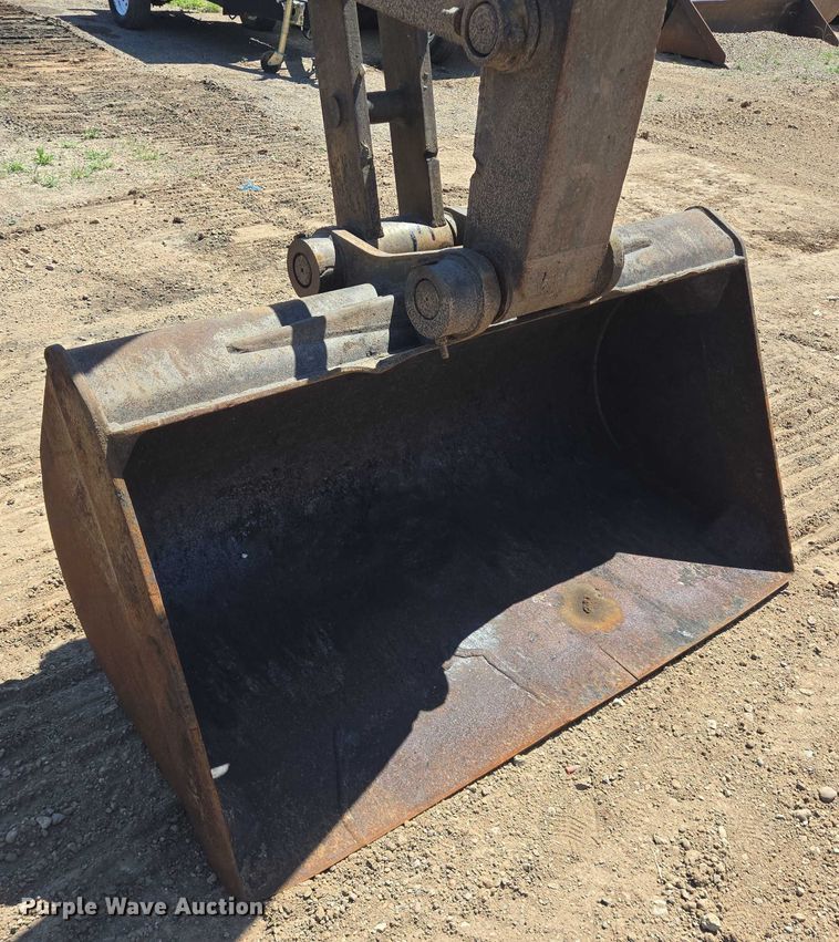 image for item DT4932 2004 Caterpillar 322C L long reach excavator