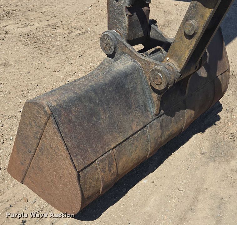 image for item DT4932 2004 Caterpillar 322C L long reach excavator