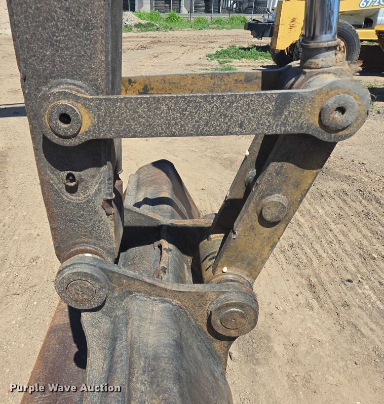 image for item DT4932 2004 Caterpillar 322C L long reach excavator