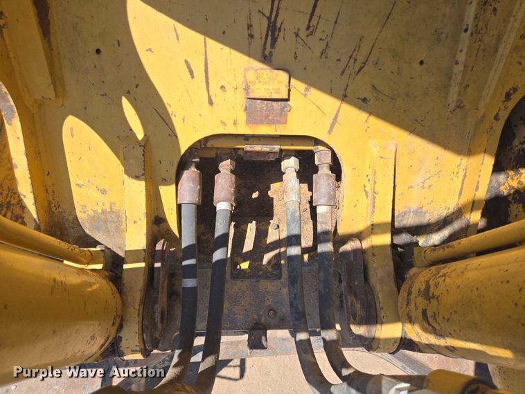 image for item DT4932 2004 Caterpillar 322C L long reach excavator