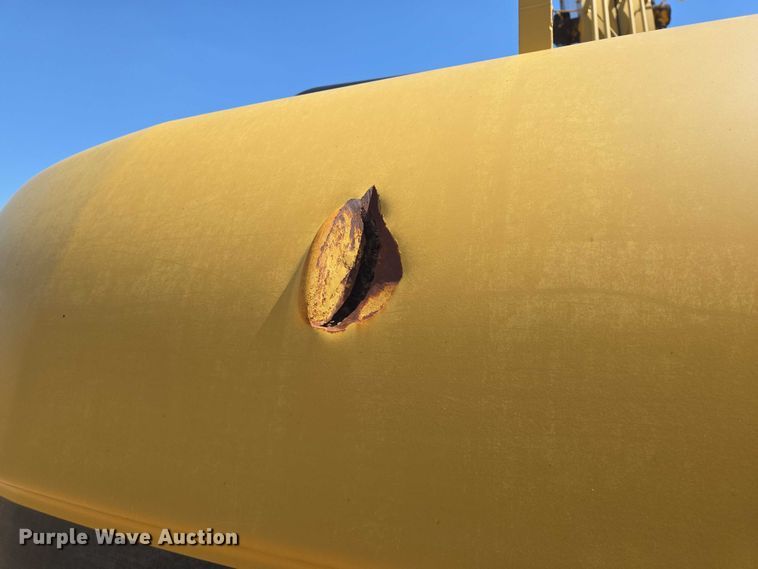 image for item DT4932 2004 Caterpillar 322C L long reach excavator