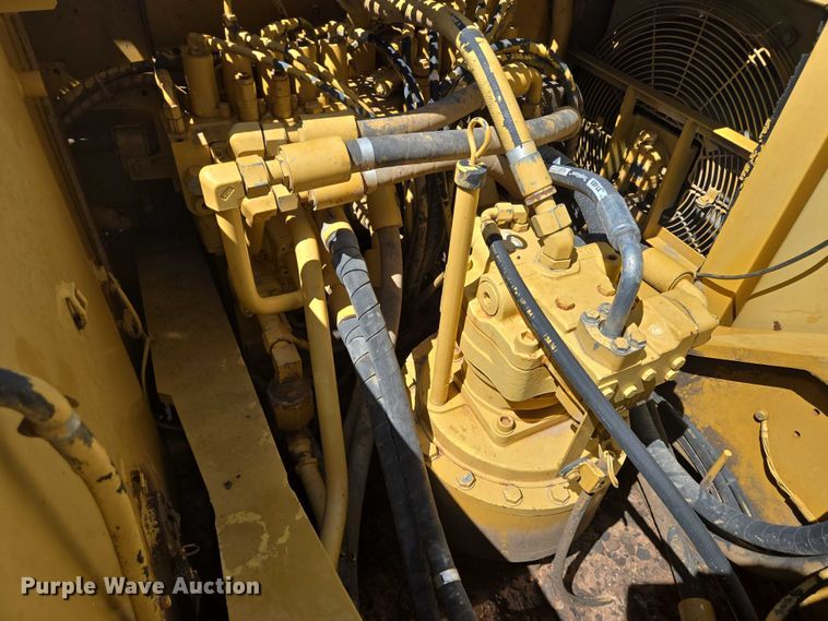 image for item DT4932 2004 Caterpillar 322C L long reach excavator