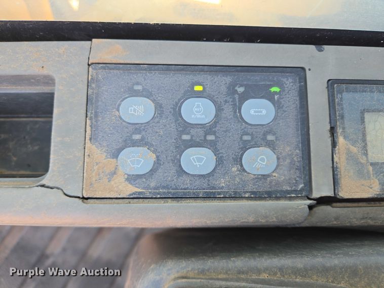 image for item DT4932 2004 Caterpillar 322C L long reach excavator