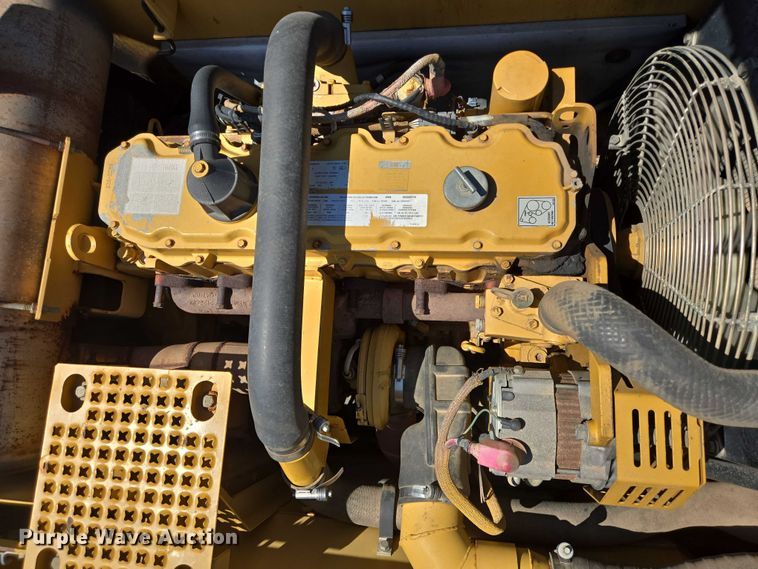 image for item DT4932 2004 Caterpillar 322C L long reach excavator