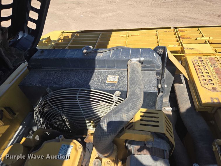 image for item DT4932 2004 Caterpillar 322C L long reach excavator