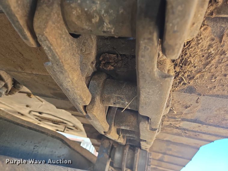 image for item DT4932 2004 Caterpillar 322C L long reach excavator