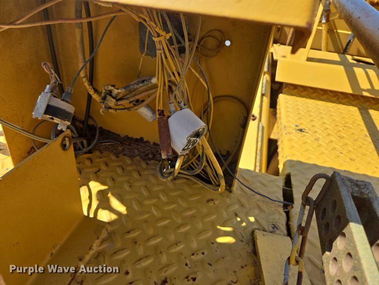 image for item DT4933 Flaherty SPK-H chip spreader