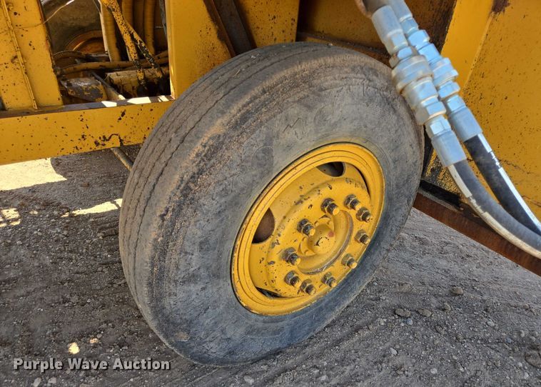 image for item DT4933 Flaherty SPK-H chip spreader