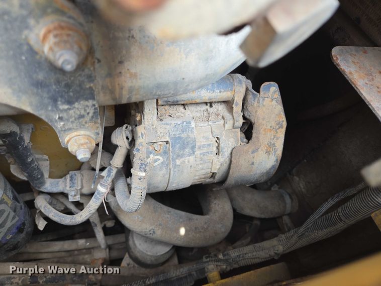 image for item DT4943 2012 Komatsu D65PX-17 dozer