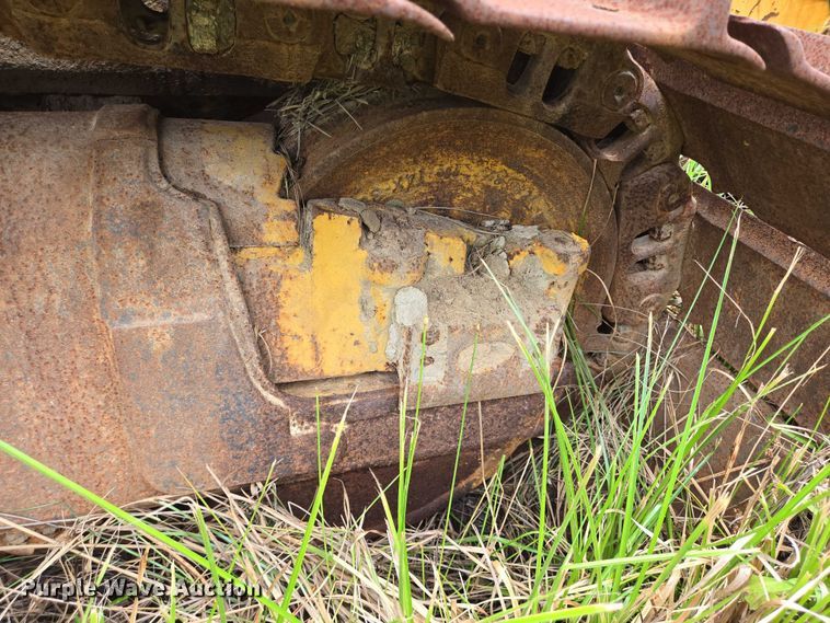 image for item DT4943 2012 Komatsu D65PX-17 dozer