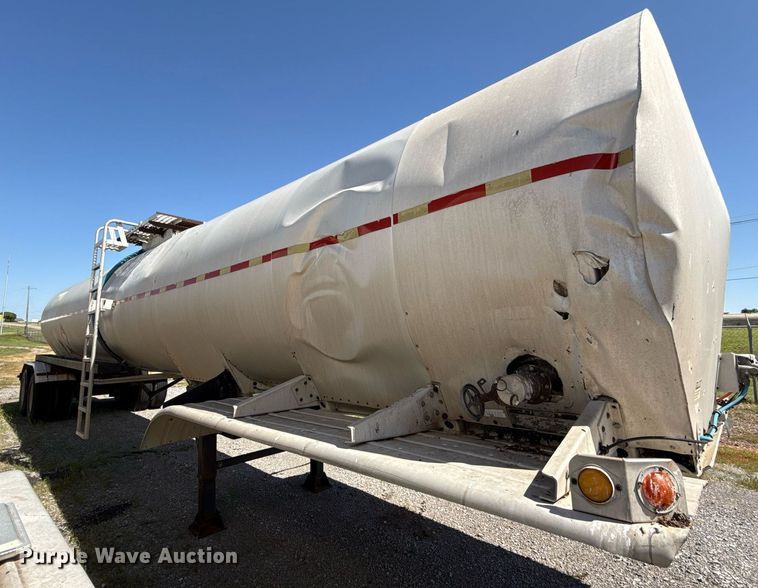 image for item DT6629 1980 Trailmobile T20I-42AG tank trailer