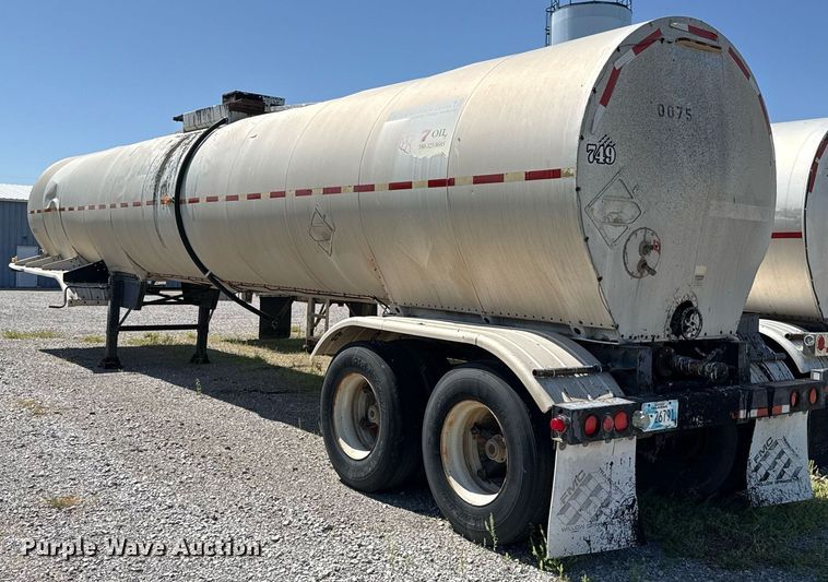 image for item DT6629 1980 Trailmobile T20I-42AG tank trailer