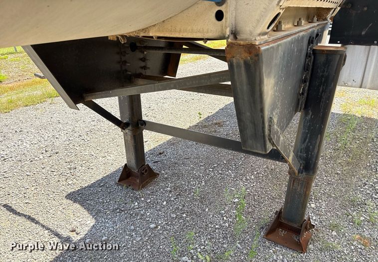 image for item DT6629 1980 Trailmobile T20I-42AG tank trailer