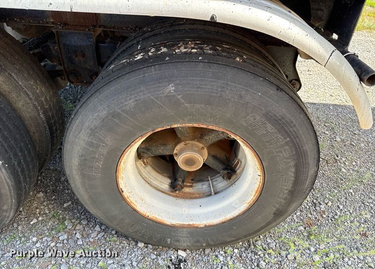 image for item DT6629 1980 Trailmobile T20I-42AG tank trailer