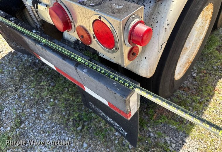 image for item DT6630 1986 Polar Tank Trailers G2-7497 tank trailer