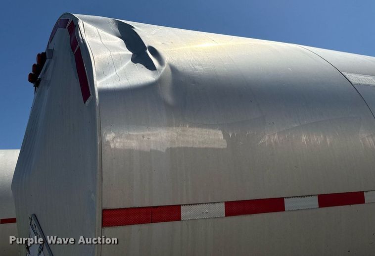 image for item DT6630 1986 Polar Tank Trailers G2-7497 tank trailer