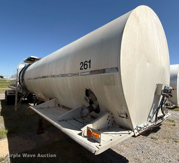 image for item DT6631 1992 Harmon Tank Company 1N11S1 tank trailer