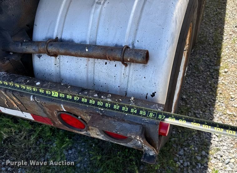 image for item DT6631 1992 Harmon Tank Company 1N11S1 tank trailer