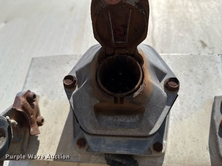 image for item DT6631 1992 Harmon Tank Company 1N11S1 tank trailer