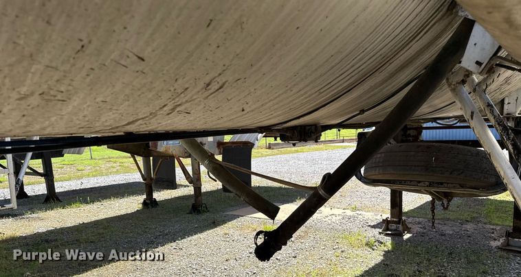 image for item DT6631 1992 Harmon Tank Company 1N11S1 tank trailer