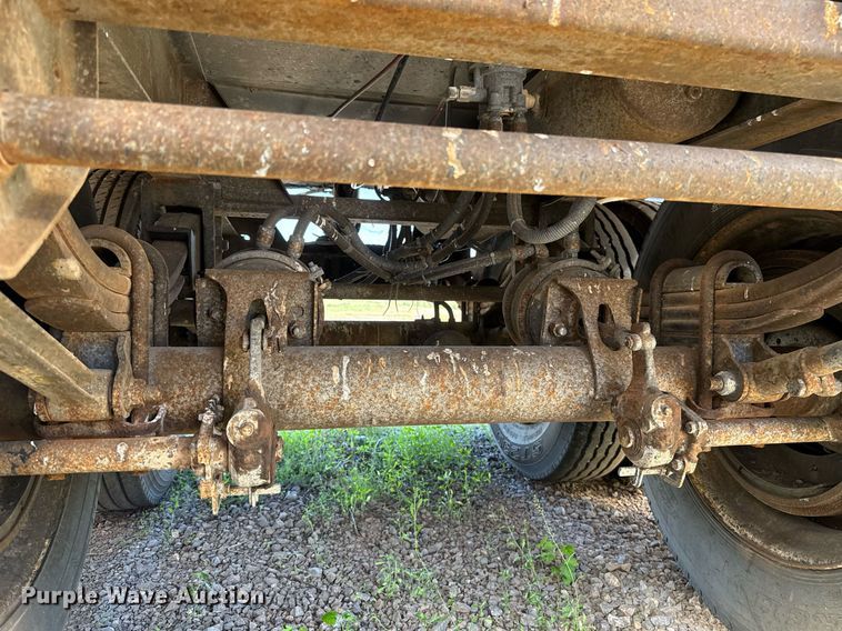 image for item DT6631 1992 Harmon Tank Company 1N11S1 tank trailer