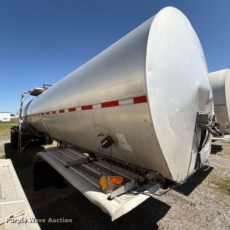 image for item DT6632 1990 Acro Trailers Tank tank trailer