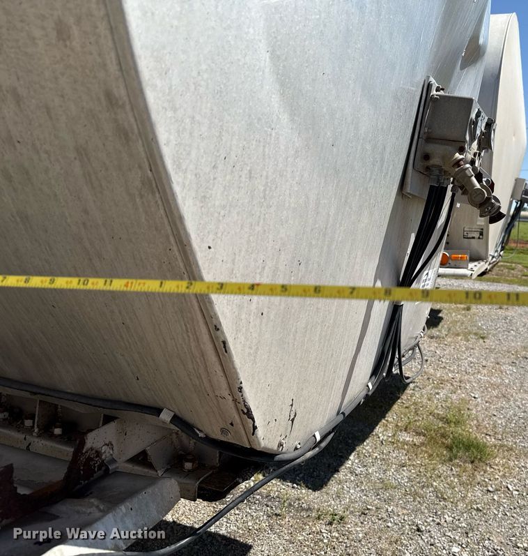 image for item DT6632 1990 Acro Trailers Tank tank trailer