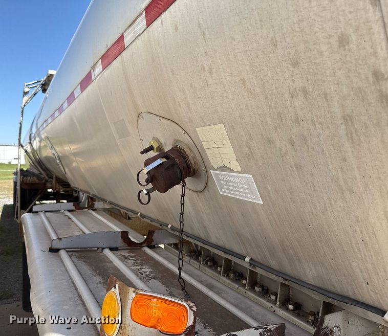 image for item DT6632 1990 Acro Trailers Tank tank trailer