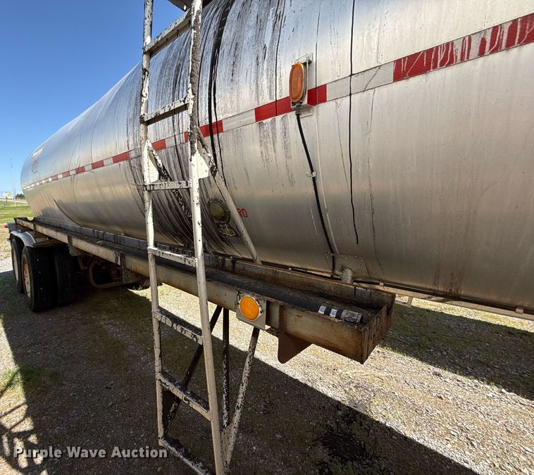 image for item DT6632 1990 Acro Trailers Tank tank trailer