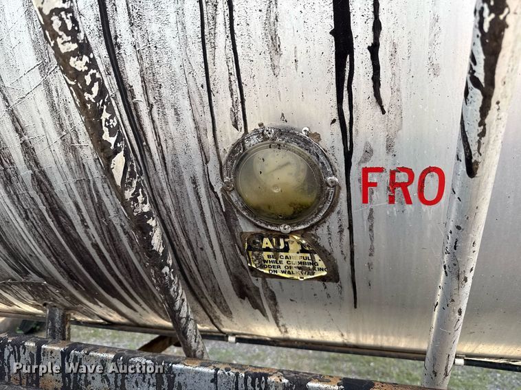 image for item DT6632 1990 Acro Trailers Tank tank trailer