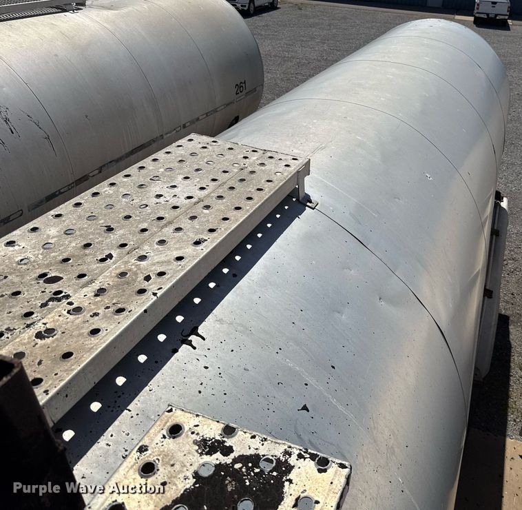 image for item DT6632 1990 Acro Trailers Tank tank trailer