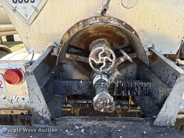 image for item DT6632 1990 Acro Trailers Tank tank trailer