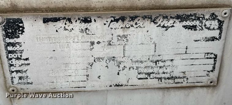 image for item DT6633 1985 Harmon Tank Company tank trailer