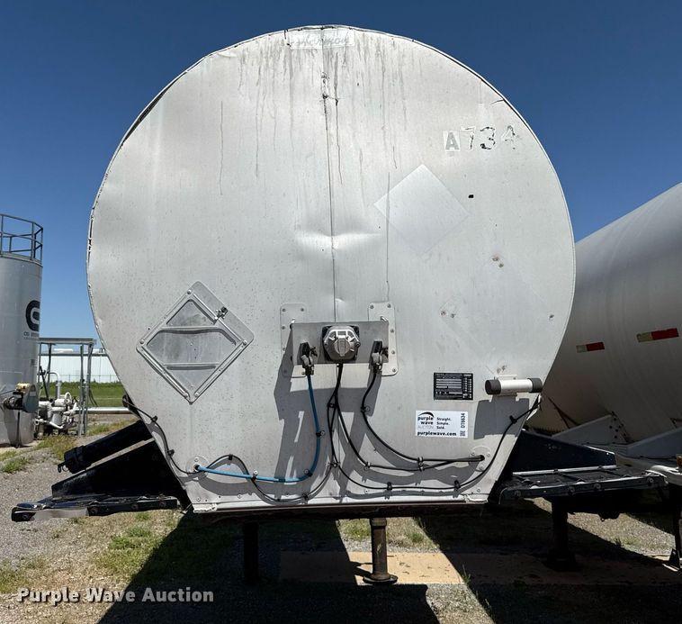 image for item DT6634 1985 Harmon Tank Company tank trailer