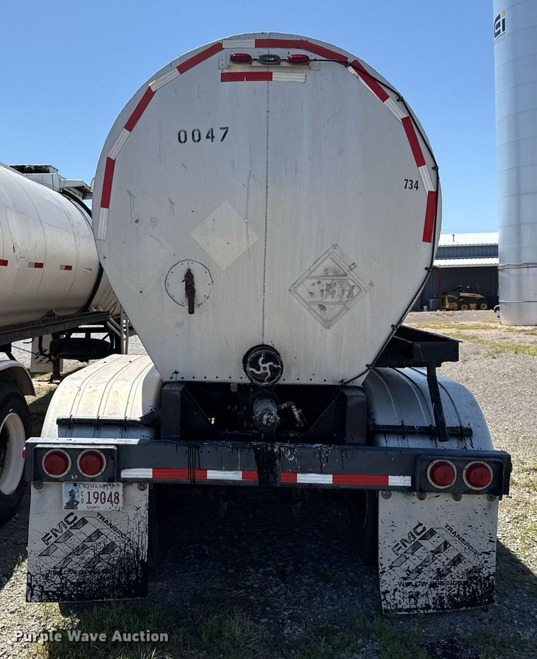 image for item DT6634 1985 Harmon Tank Company tank trailer