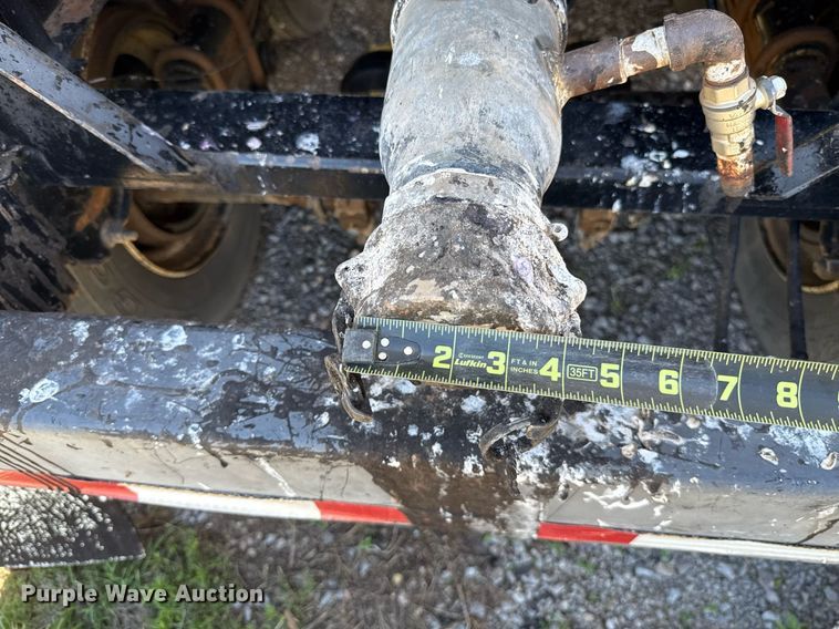 image for item DT6634 1985 Harmon Tank Company tank trailer