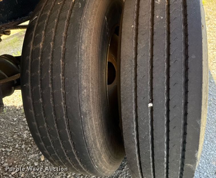 image for item DT6634 1985 Harmon Tank Company tank trailer