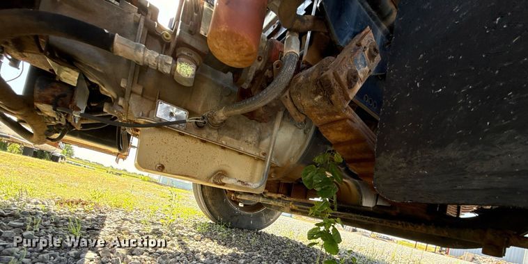 image for item DT6635 Ottawa 30 yard truck