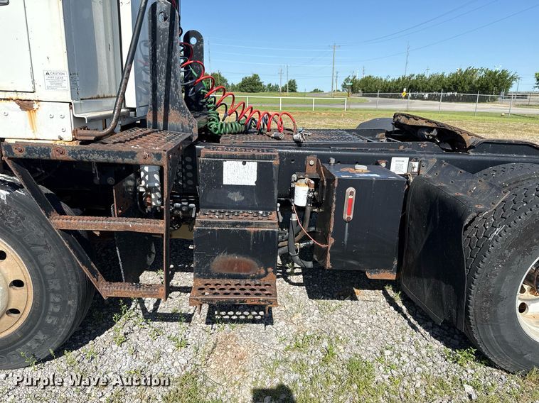 image for item DT6635 Ottawa 30 yard truck