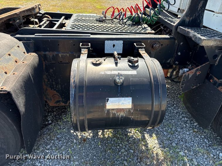 image for item DT6635 Ottawa 30 yard truck