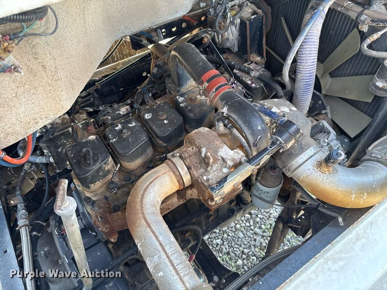 image for item DT6635 Ottawa 30 yard truck