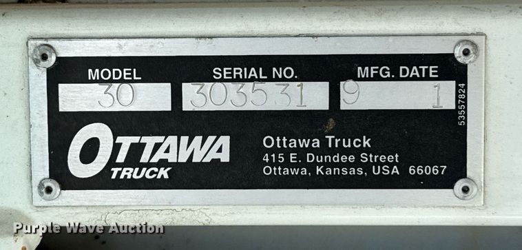 image for item DT6635 Ottawa 30 yard truck