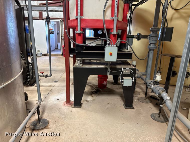 image for item DT6636 2013 CEI Enterprises asphalt emulsion plant