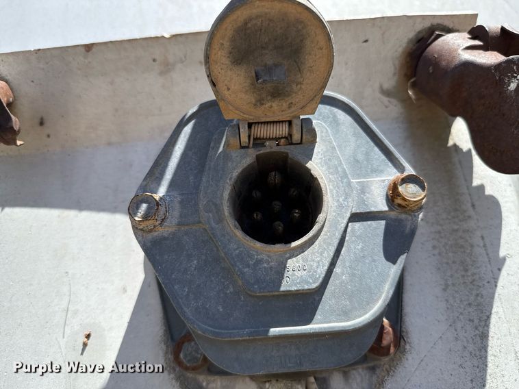 image for item DT6637 1980 Fruehauf tank trailer