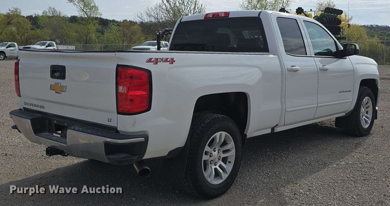 image for item DT6816 2018 Chevrolet Silverado 1500 LT Double Cab pickup truck