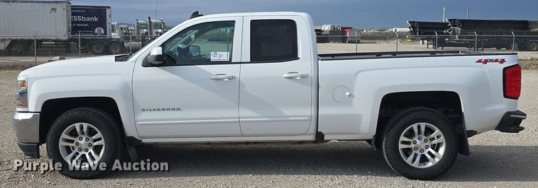 image for item DT6816 2018 Chevrolet Silverado 1500 LT Double Cab pickup truck