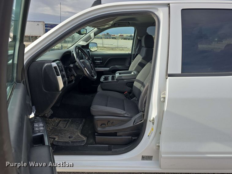 image for item DT6816 2018 Chevrolet Silverado 1500 LT Double Cab pickup truck