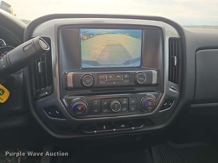 image for item DT6816 2018 Chevrolet Silverado 1500 LT Double Cab pickup truck