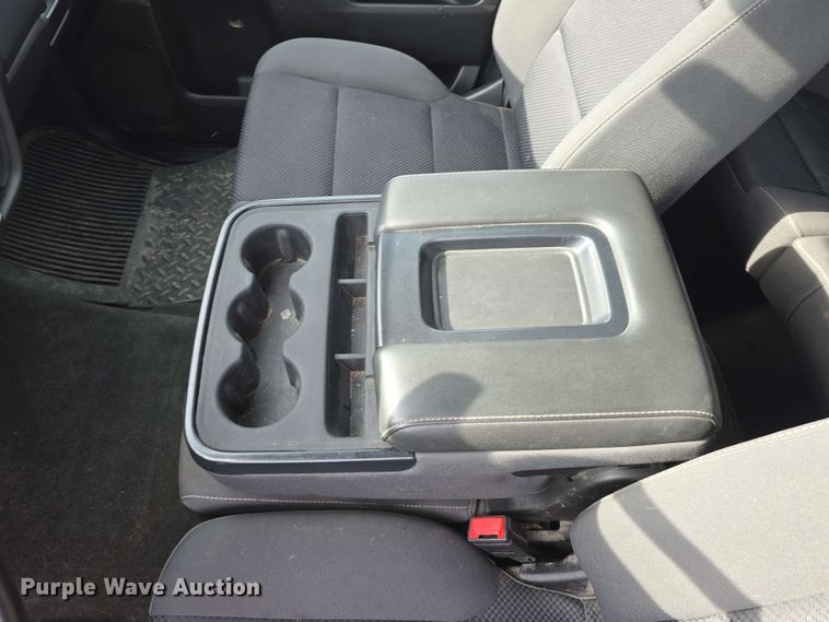 image for item DT6816 2018 Chevrolet Silverado 1500 LT Double Cab pickup truck