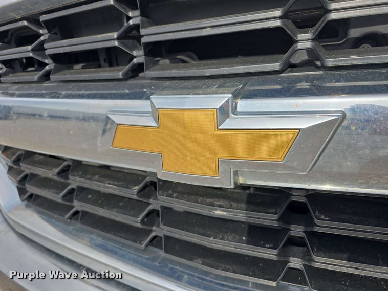 image for item DT6816 2018 Chevrolet Silverado 1500 LT Double Cab pickup truck